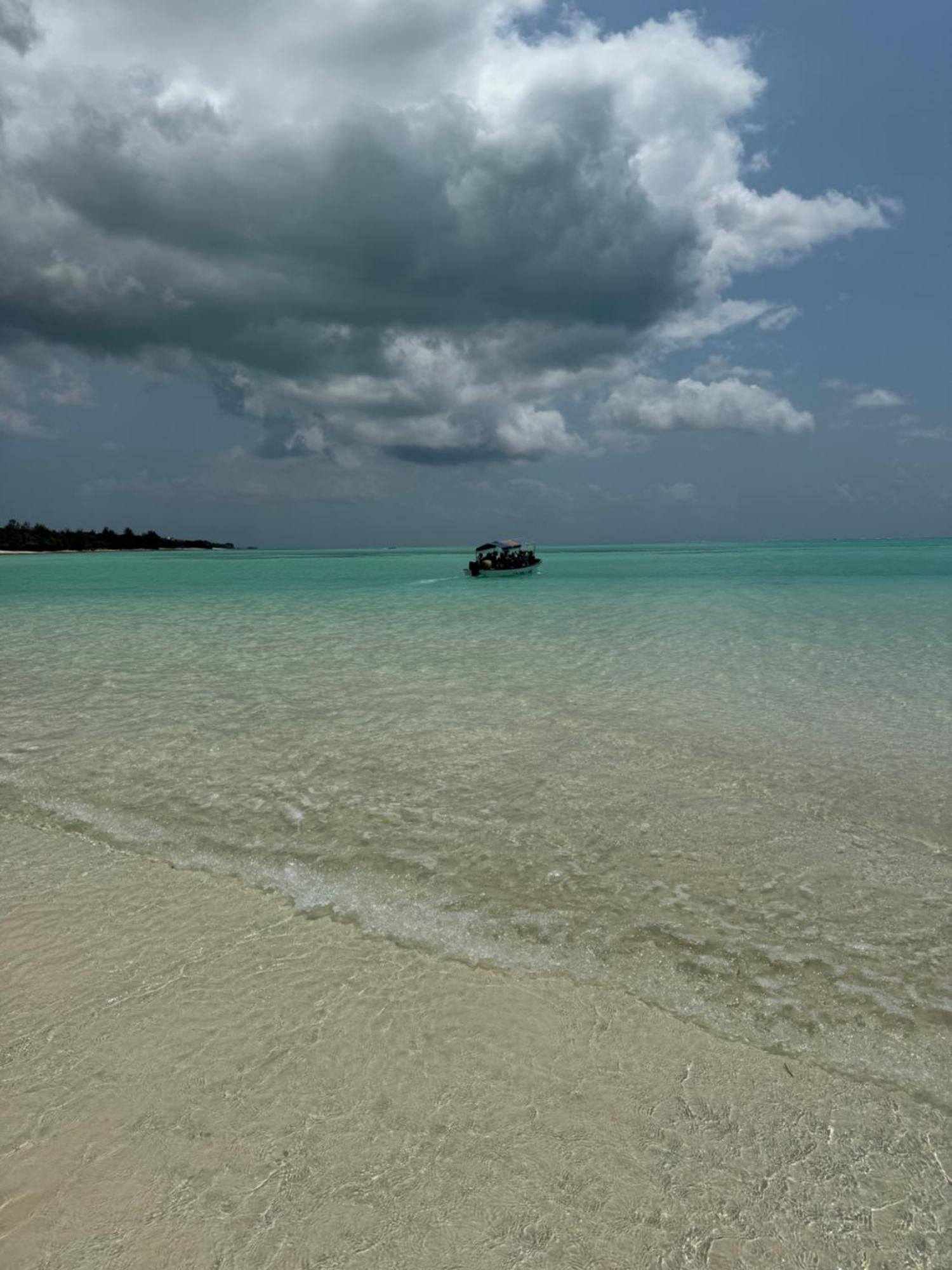 Rafiki Hotel Nungwi Beach Экстерьер фото