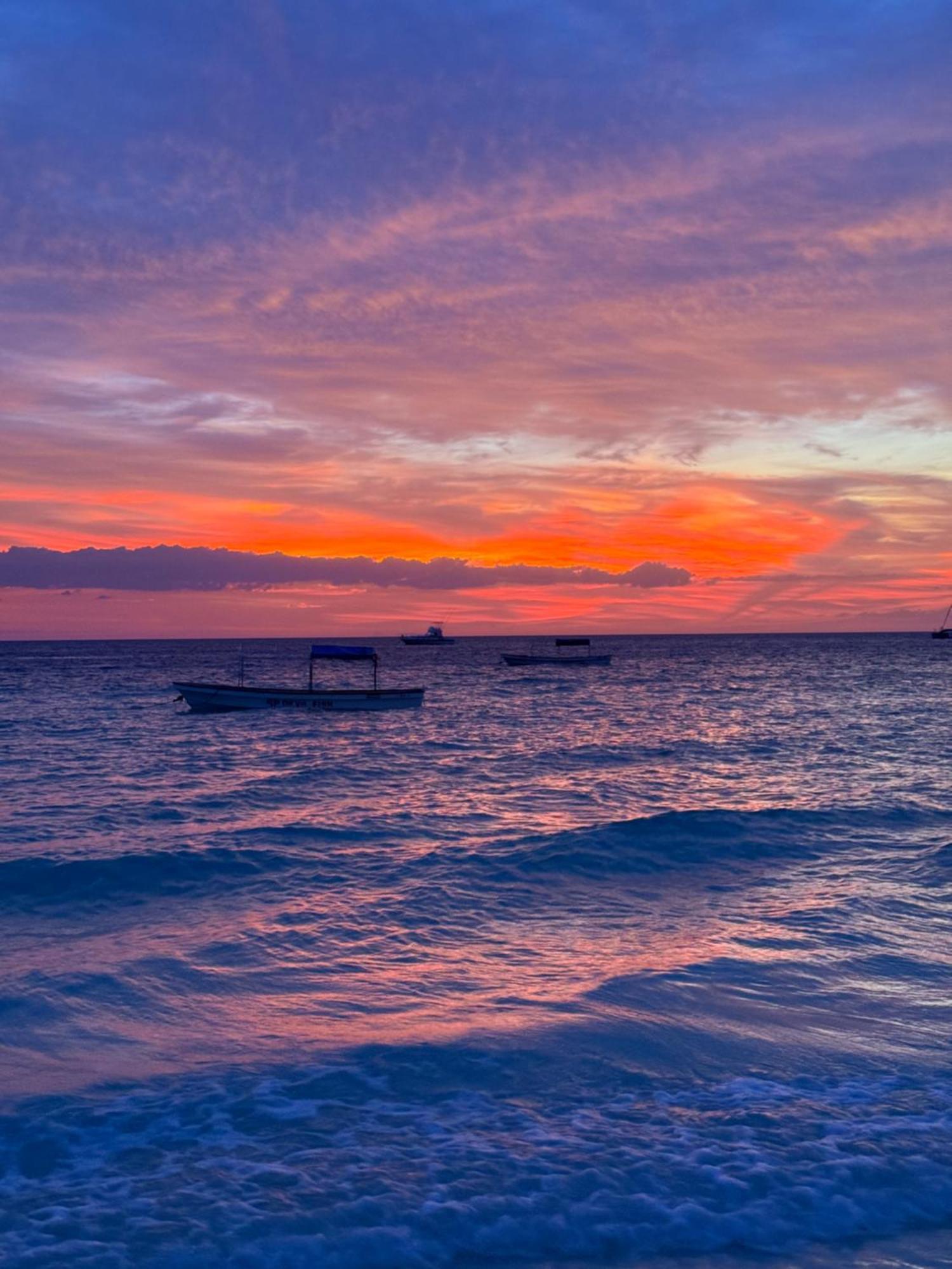 Rafiki Hotel Nungwi Beach Экстерьер фото