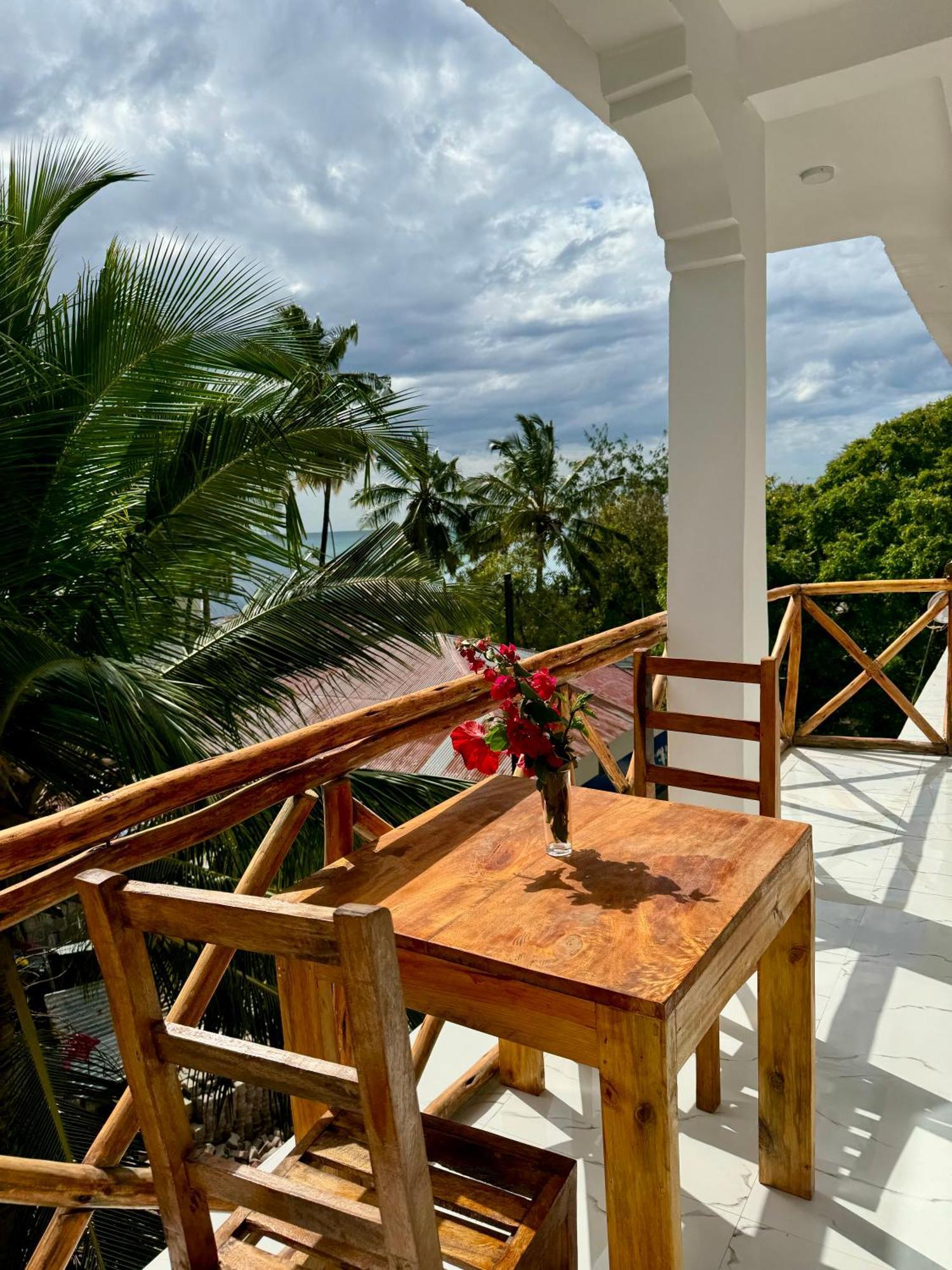 Rafiki Hotel Nungwi Beach Экстерьер фото