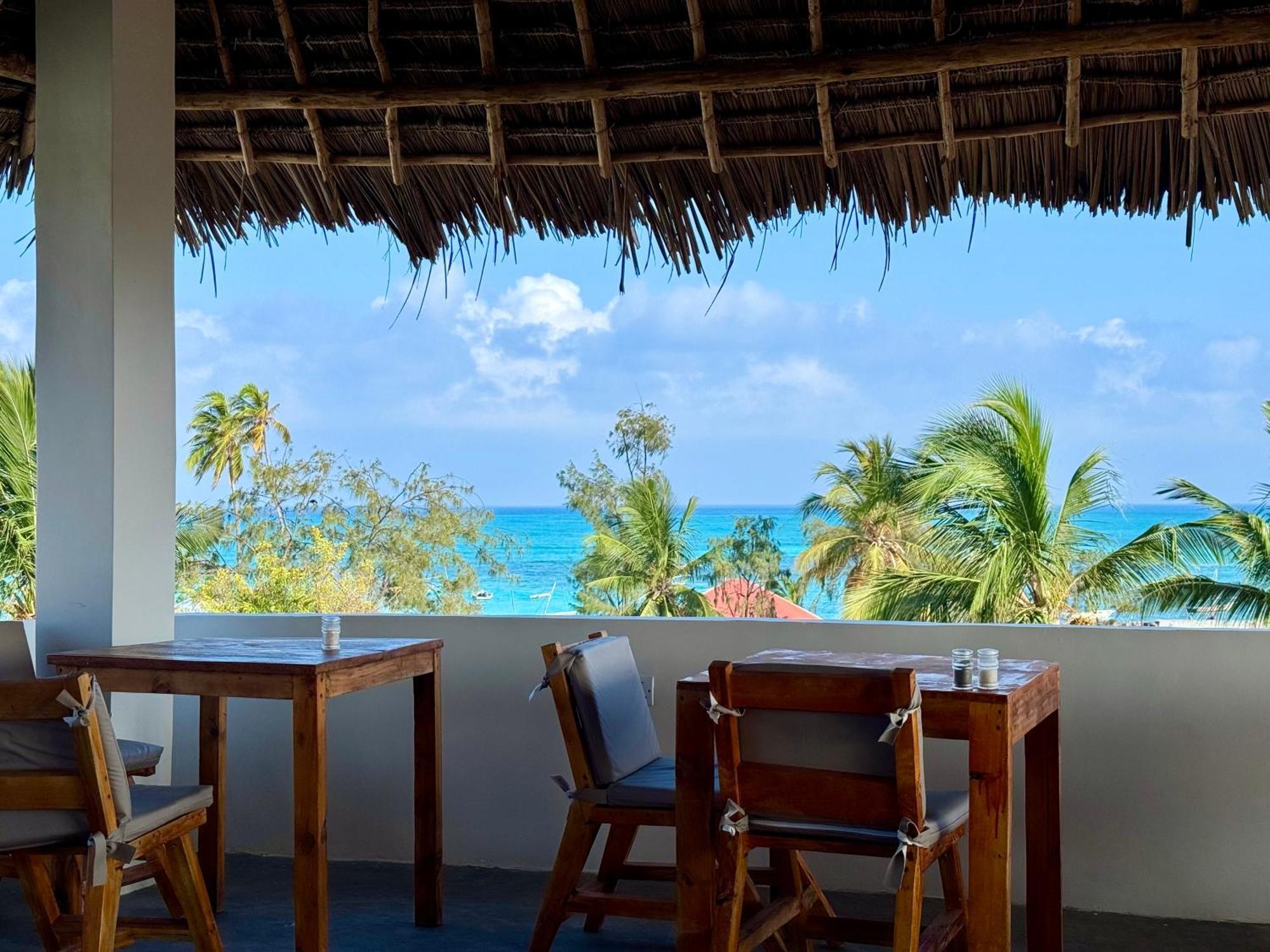 Rafiki Hotel Nungwi Beach Экстерьер фото