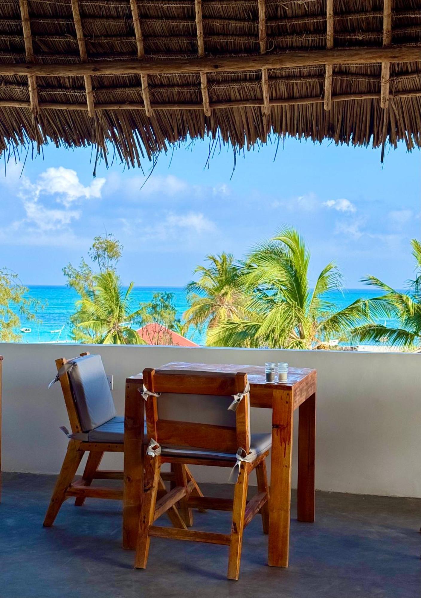 Rafiki Hotel Nungwi Beach Экстерьер фото